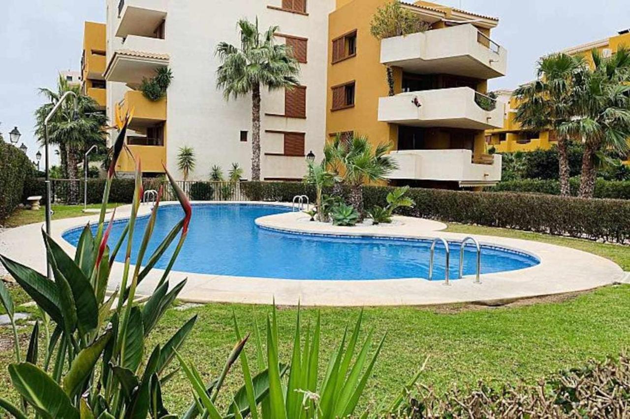 Acogedor Apartamento Al Lado De La Playa Аликанте Екстериор снимка
